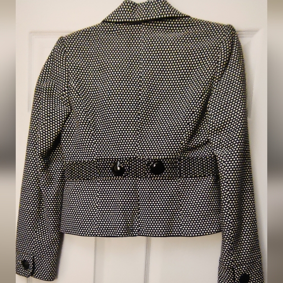 White House Black Market Women's Blazer size 8 - Picture 2 of 4